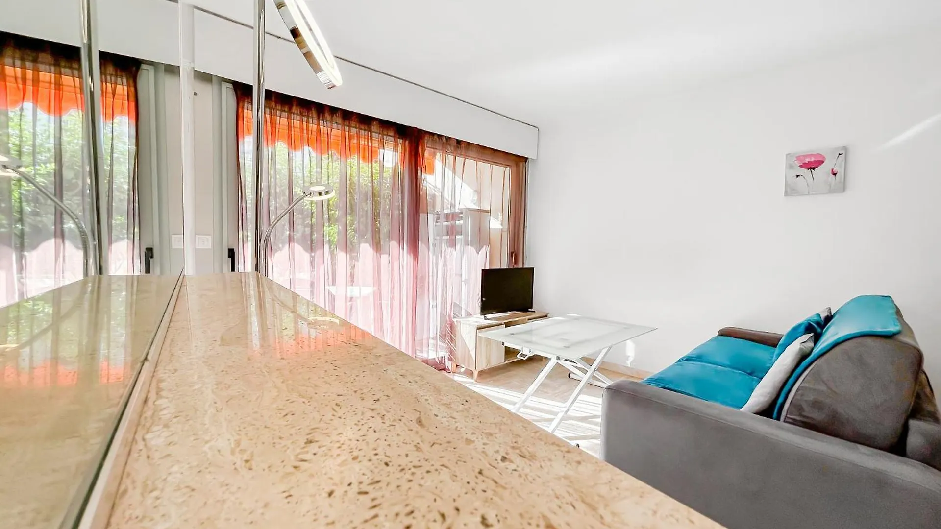 Evasion Provencale - Piscine Et Mer A Mandelieu 0*,